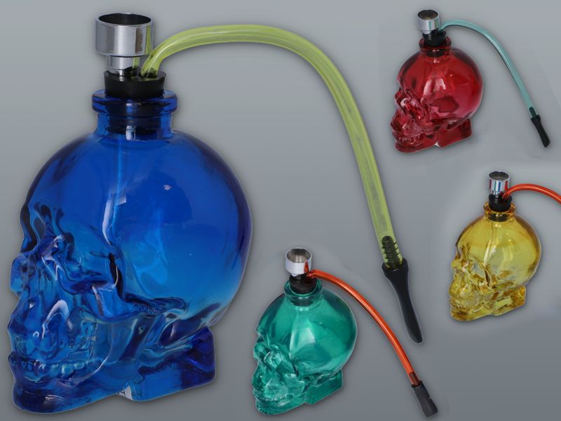 13437 -  MADO GLASS WATER PIPE 665-4224 SKULL 11cm (  )