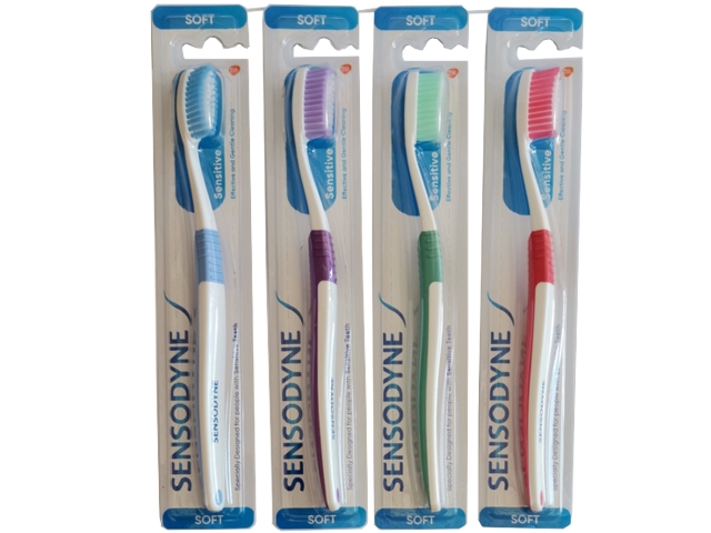 15543 - ΟΔΟΝΤΟΒΟΥΡΤΣΑ SENSODYNE SOFT - σε διάφορα χρώματα 15543 - ΟΔΟΝΤΟΒΟΥΡΤΣΑ SENSODYNE SOFT - σε διάφορα χρώματα