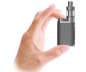 istick_pico_hand.jpg