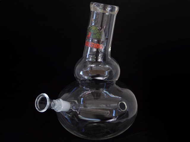 6622 -   BULLFROG GLASS BONG 20cm 01093