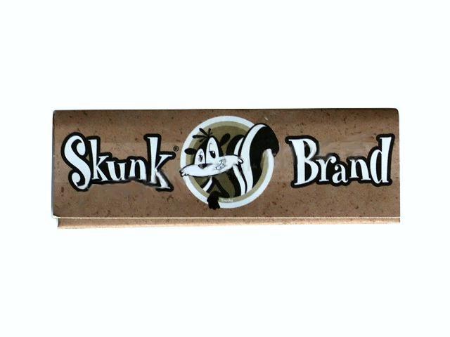 2756 - Χαρτάκια στριφτού Skunk Brand Skunk μεσαία κλασικά 1&1/4
